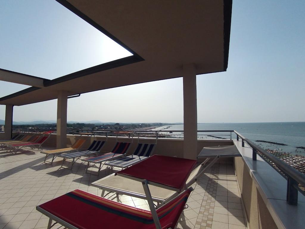 Hotel Acropolis Cattolica Exteriér fotografie